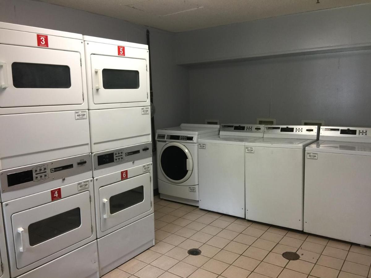 Intown Suites Extended Stay Memphis Tn - Ridgeway Road Eksteriør billede
